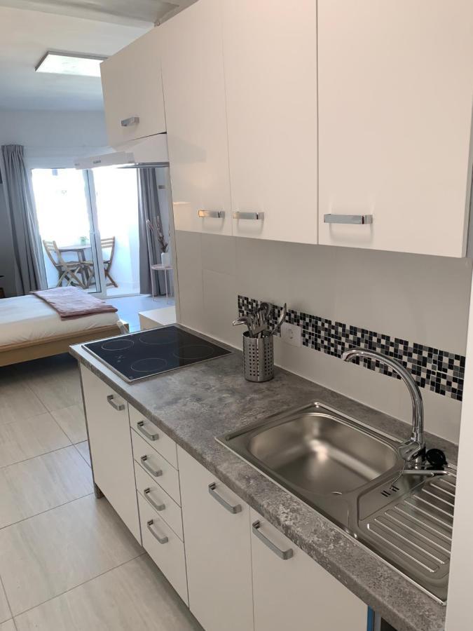 Apartmán Estudio La Gavota, A 2 Minutos De La Playa Los Cristianos  Exteriér fotografie